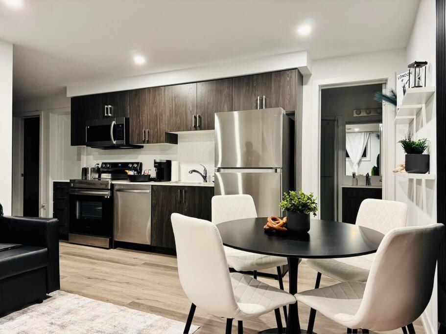 Luxury Near Apartment Niagara Falls