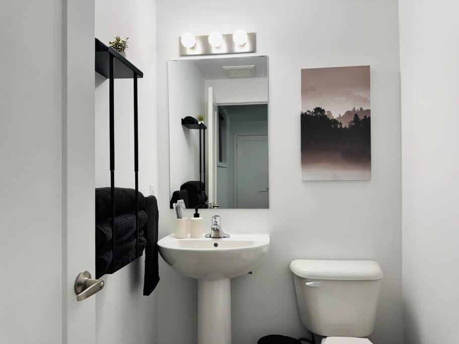 Luxury Near Apartment *
